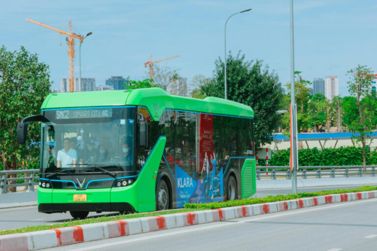 Tax Incentives to Spur Use of Electric Buses